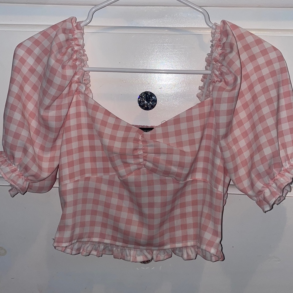 Pink and white picnic patterned cropped top